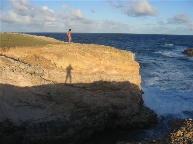 Falaises de Tintamarre au coucher du soleil